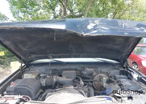 1997 Chevrolet Tahoe z USA, uszkodzony, nr VIN 3GNEC18R4VG123977